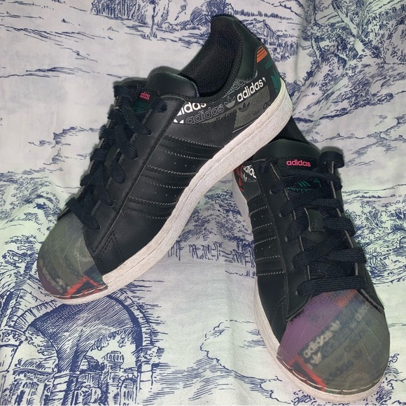 Adidas Superstar Originals Black Multi Logo Translucent Toebox GX2716 sz 5 1/2 - Picture 1 of 9